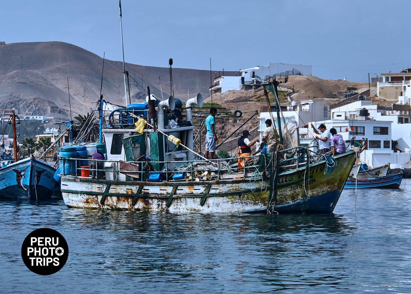 pucusana bay peru photo trips