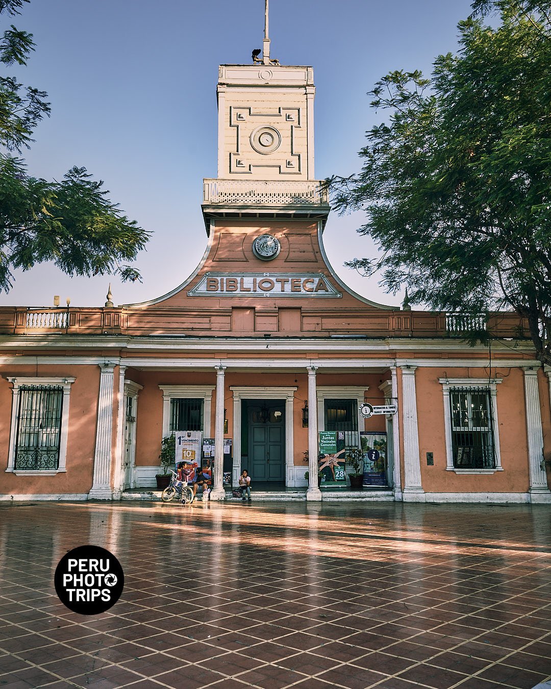 Barranco streets peru photo trips