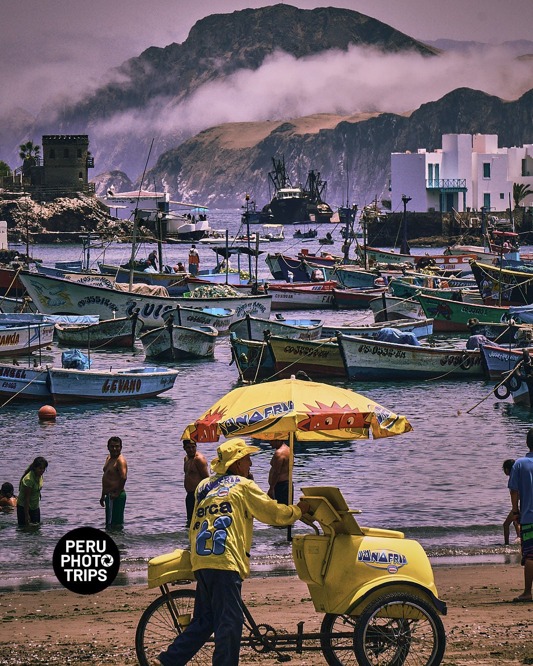 pucusana bay peru photo trips